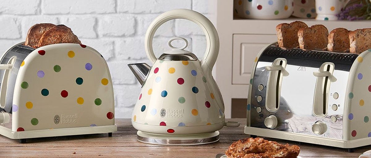 Russell Hobbs Emma Bridgewater Polka Dot Kettle on kitchen counter