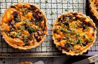 Caramelised red onion quiches