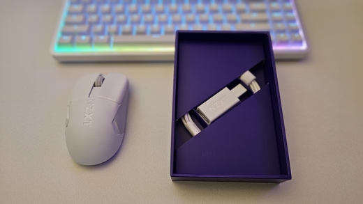 Photos of the NZXT Lift Elite mouse