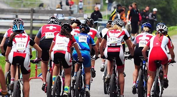 The women's field was dominated by Swiss and Canadian riders.