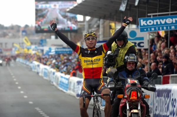 Belgian champion Stijn Devolder wins in 2008.