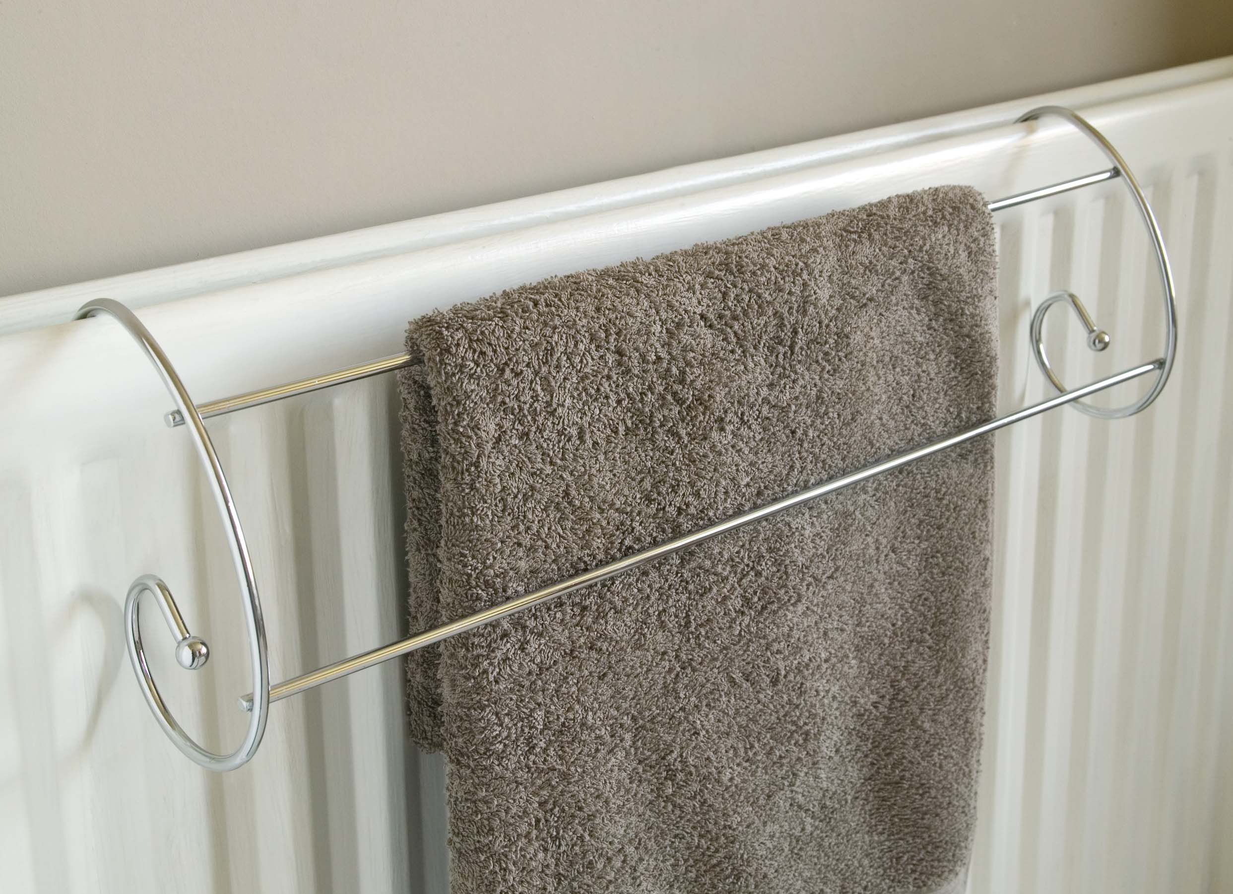 Chrome radiator towel storage rail