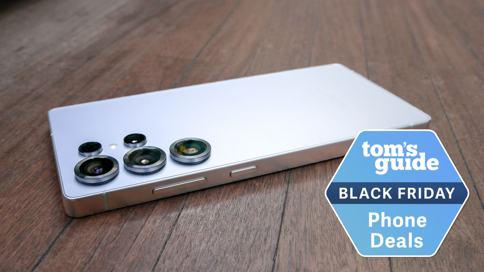 Samsung Galaxy S25 Ultra with Tom&#039;s Guide Black Friday Phone Deals badge