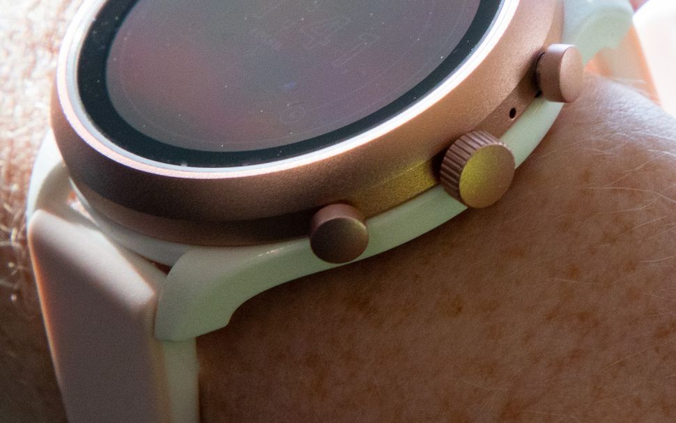 fossil sport 3100 specs