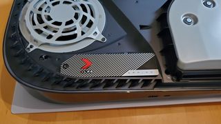PNY XLR8 SSD and heatink in a PS5