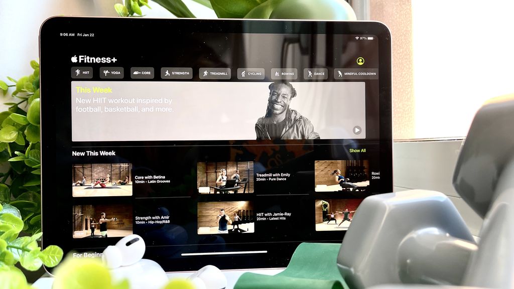 Apple Fitness Plus vs. Peloton Which workout service is best for you