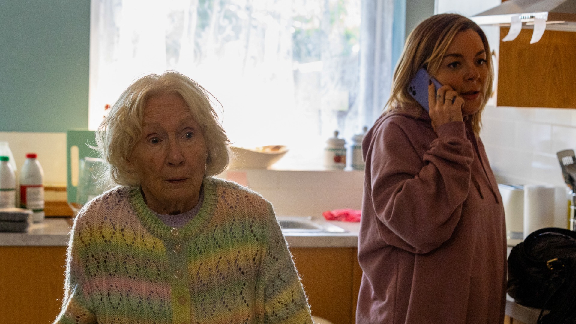 Nanna (EILEEN O&amp;rsquo;BRIEN); Leanne (SHERIDAN SMITH) in The Cage