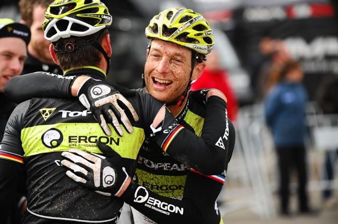 Robert Mennen and Kristian Hynek congratulate each other