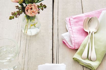 create your own dip dye napkins