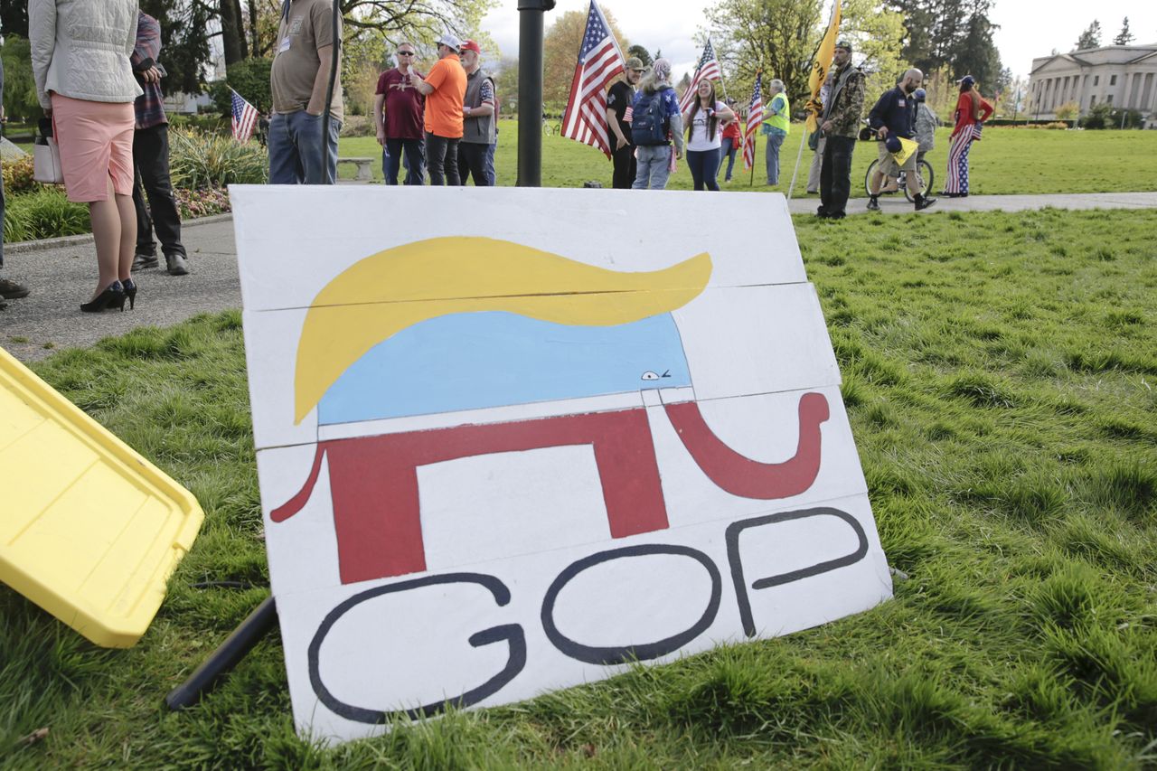 A GOP logo sign