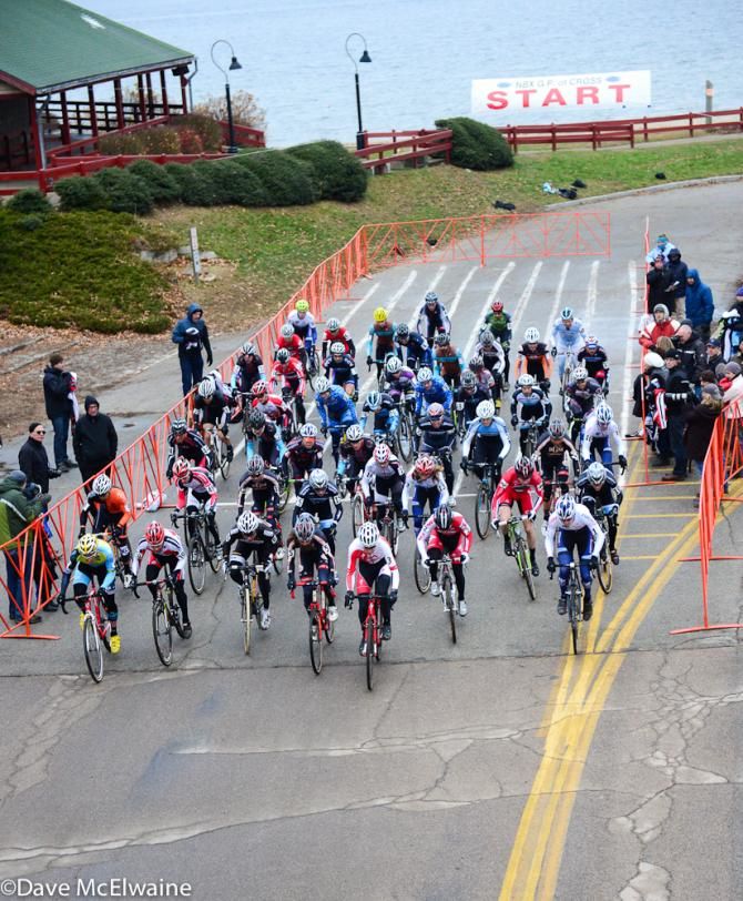 Elite Men&rsquo;s start near the ocean.