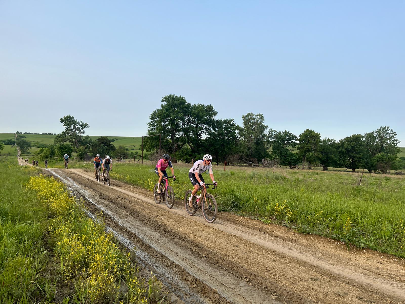 Photos on Divide Road from the men's elite race at Unbound 200 2025