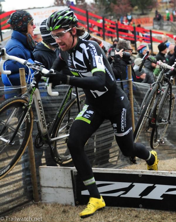 Jamey Driscoll (Cannondale) in the chase group behind Kabush