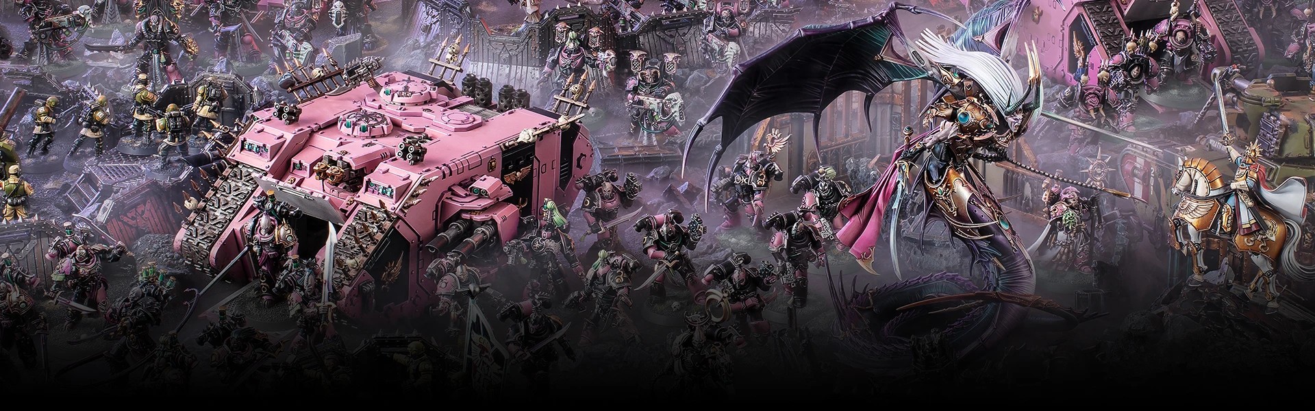 Daemon Prince Fulgrim leads the Emperor's Children into battle