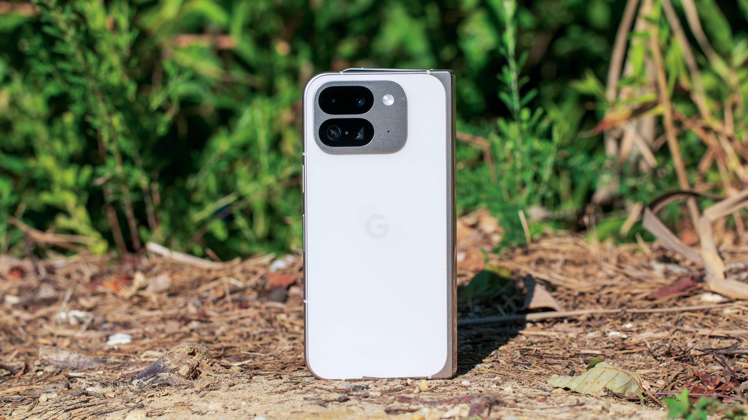 Does the Pixel 9 Pro Fold support wireless charging?