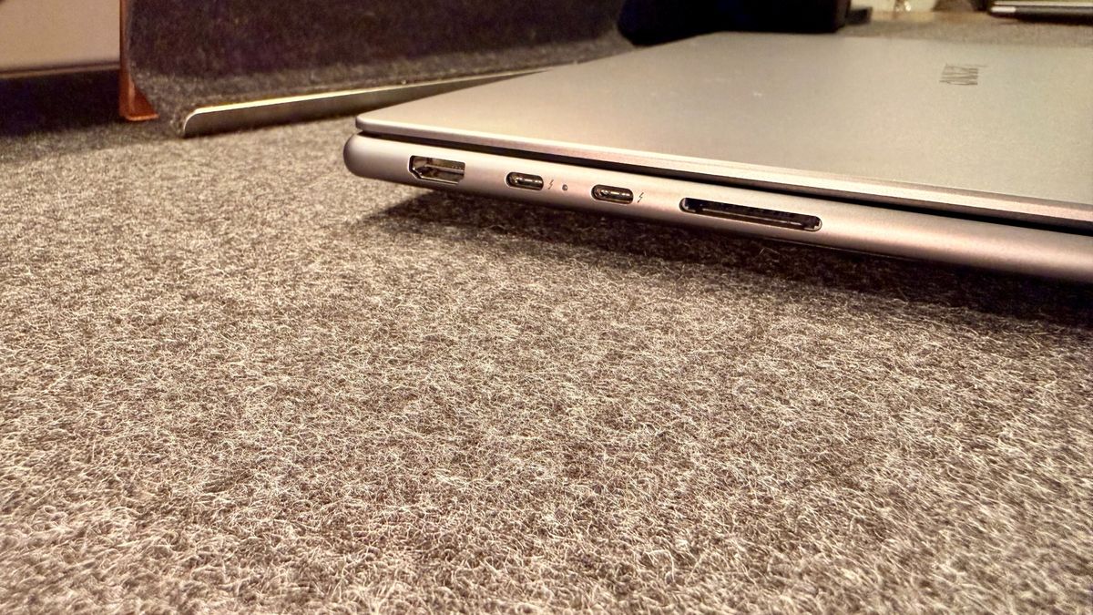 Lenovo | Yoga Pro 7