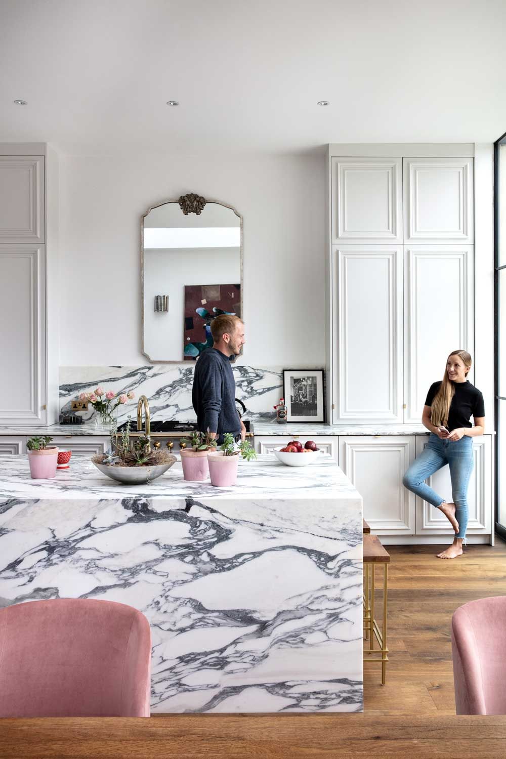 House Tours Open Door with interior designer, Chelsea Dixon Livingetc