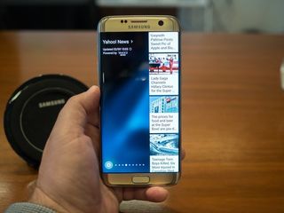 Galaxy S7 edge news reader