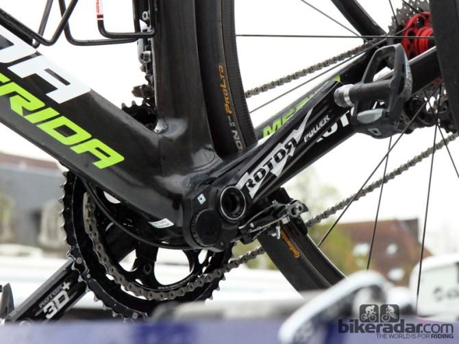 Rotor is another option that offers separate left and right power measurements. Note the direct-mount Shimano brake caliper on Lampre-Merida's new Merida Reacto Evo frame, too