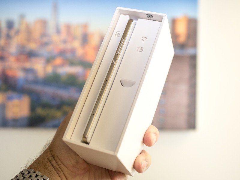 Huawei P8 lite in the box