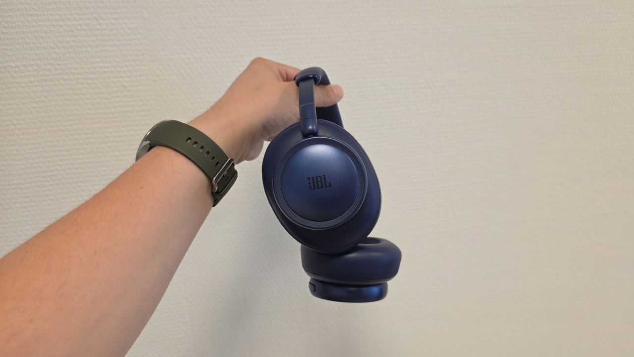 JBL Live 780NC