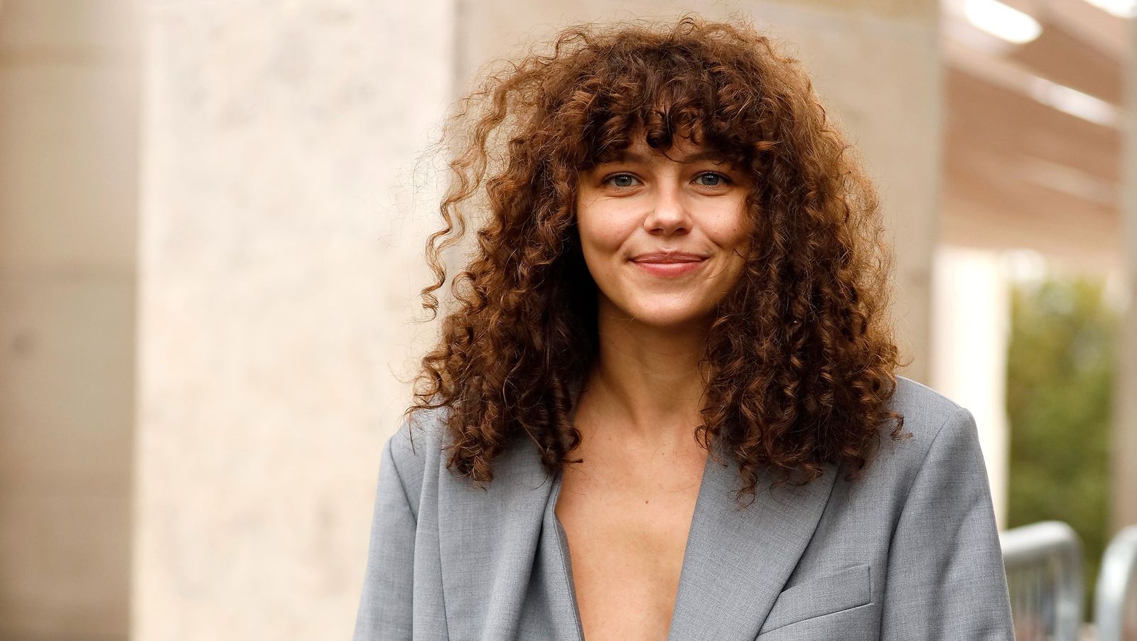 Should You Get Bangs? The Hairstylists' Guide to Having Bangs Marie