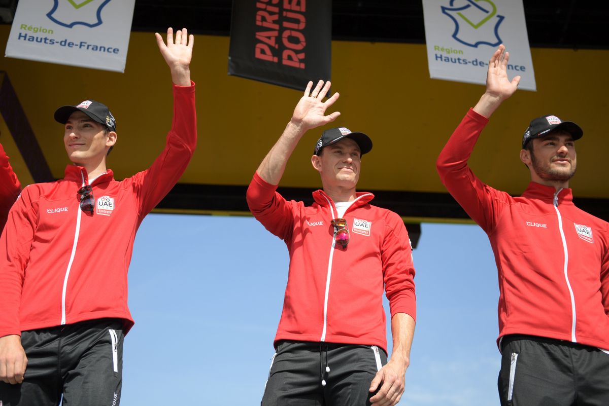 Alexander Kristoff with his UAE Team Emirates squad