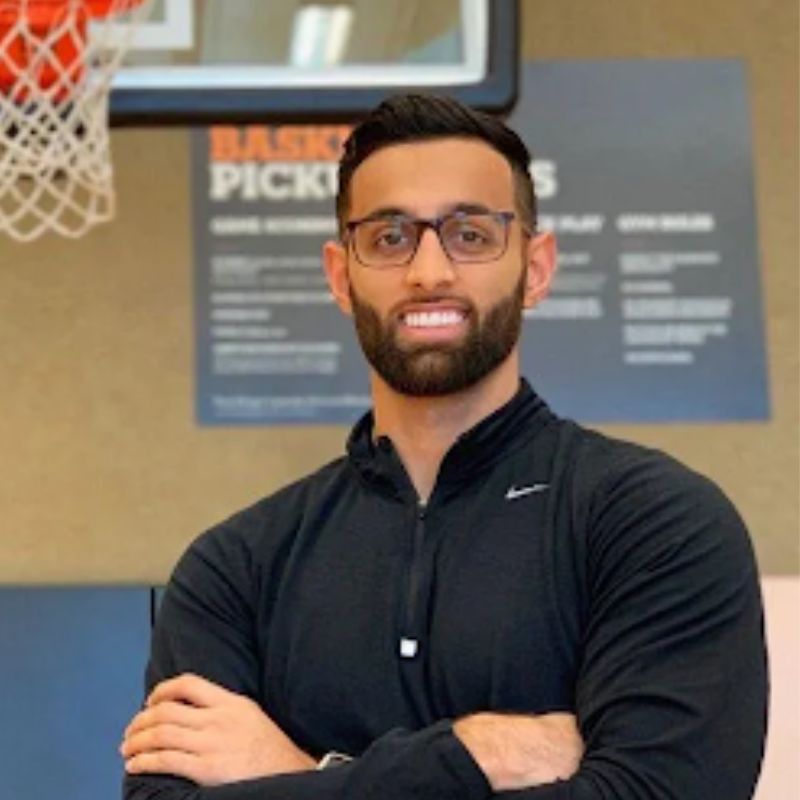 headshot of Dr Zaki Afzal