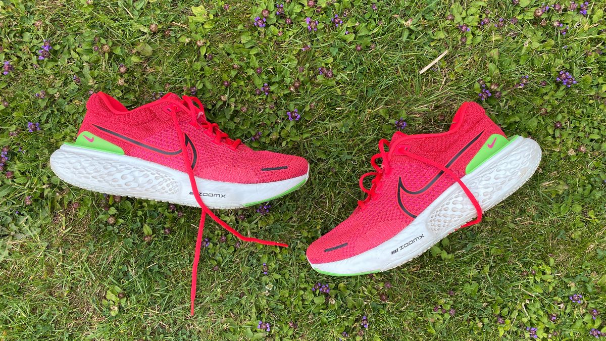 review nike zoomx invincible run flyknit