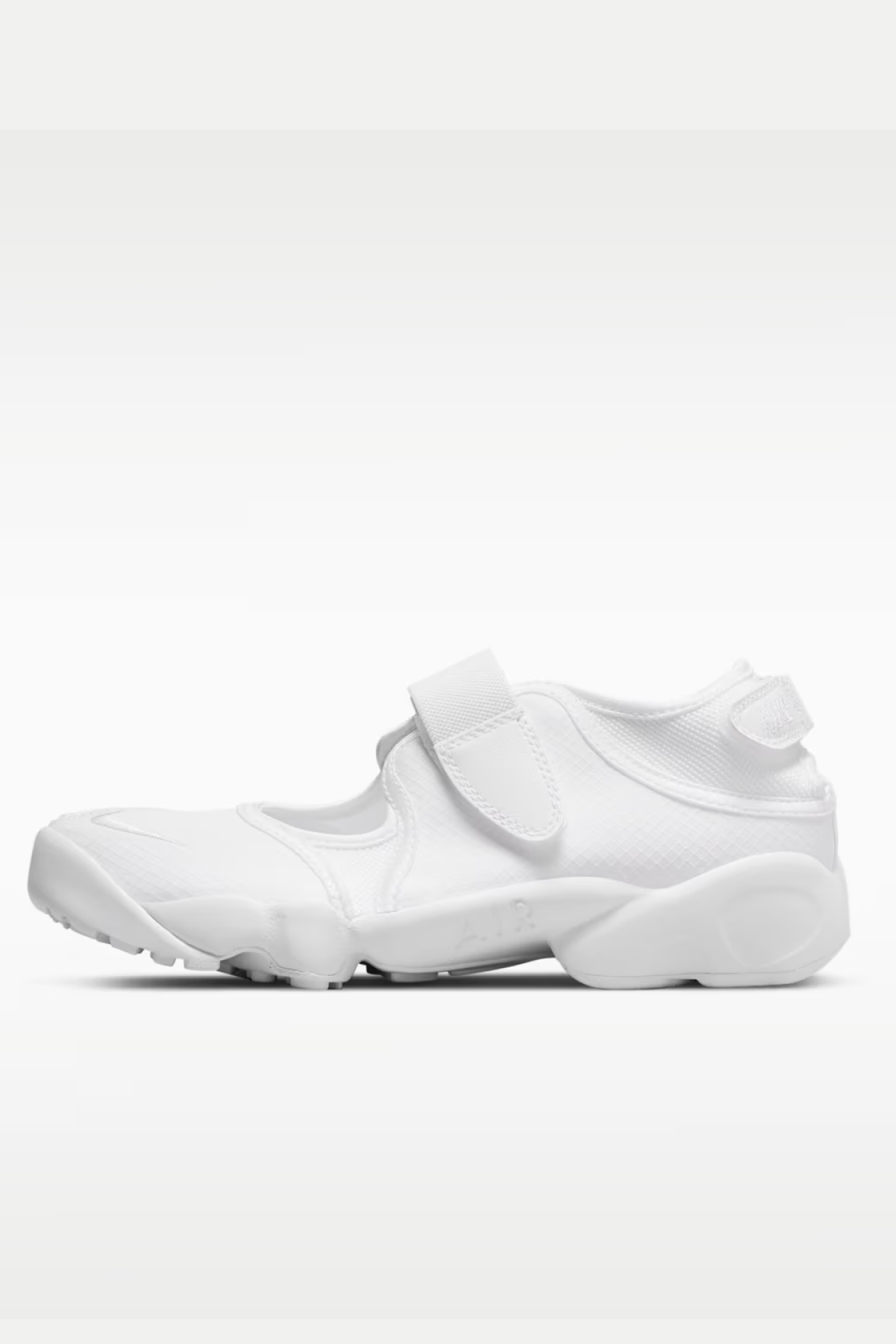 Nike , Air Rift Breathe Women's Shoes - White/pure Platinum/white - Size 5