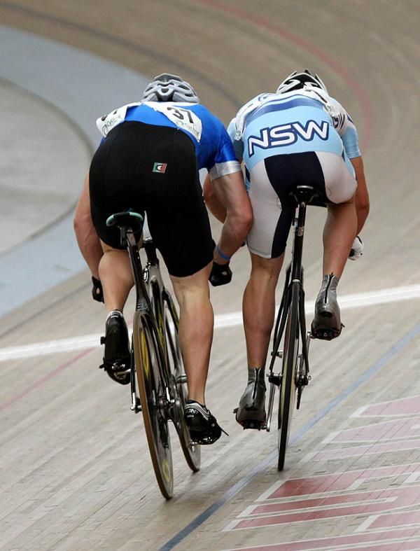 The racing was close in the men's and women's sprint qualifying.