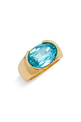 Short and Suite Oval Crystal Statement Ring