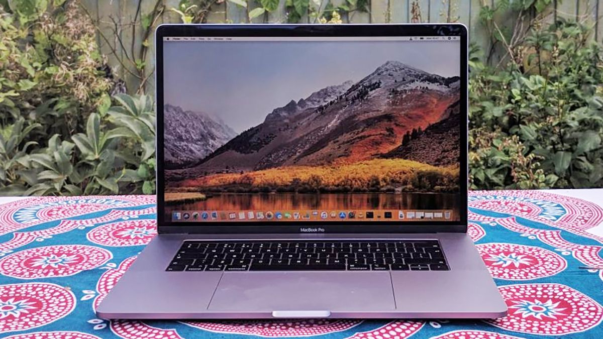 MacBook Pro (15-inch, 2018)