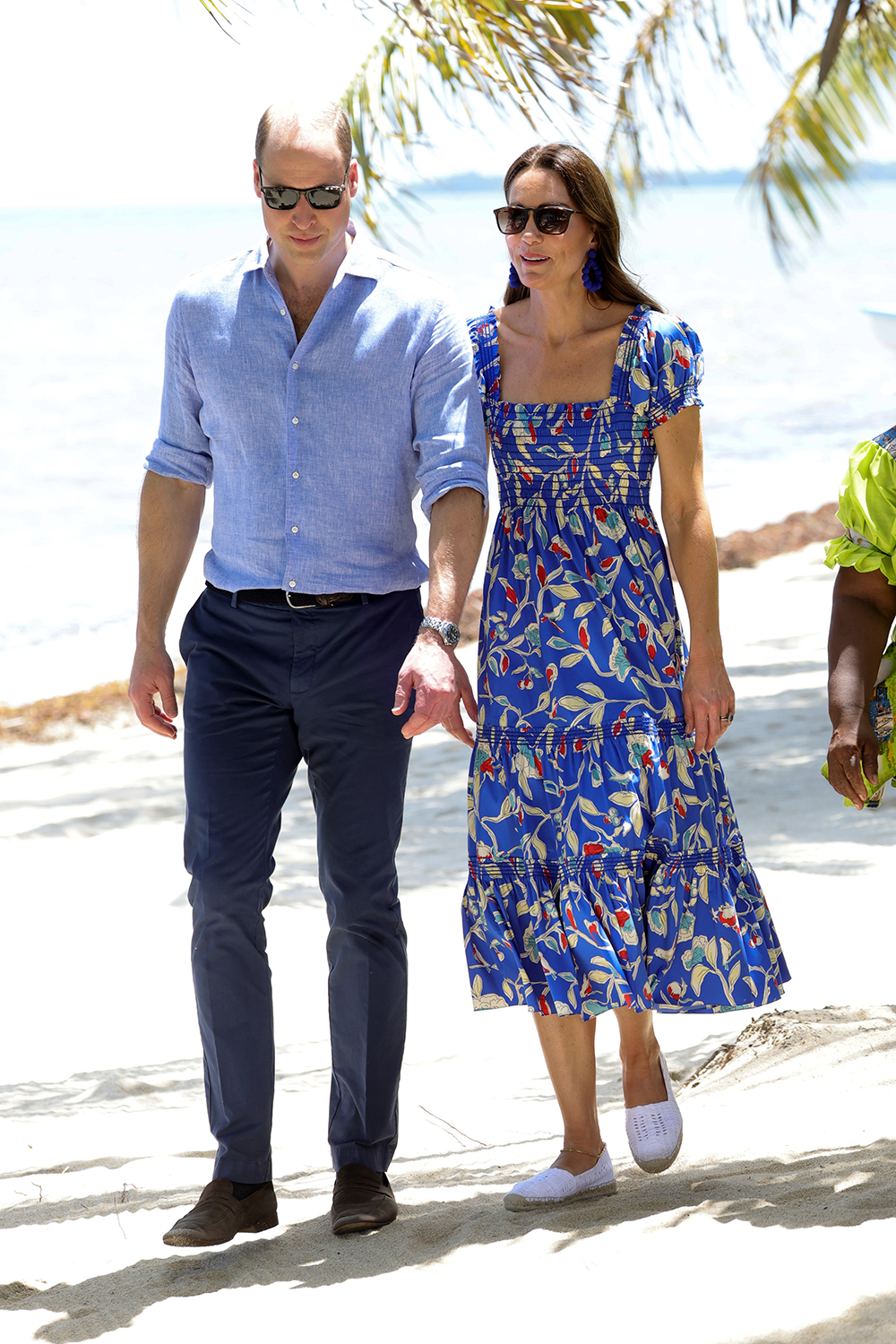 Kate Middleton's bold summer dress is a nod to the Belize flag | Marie ...