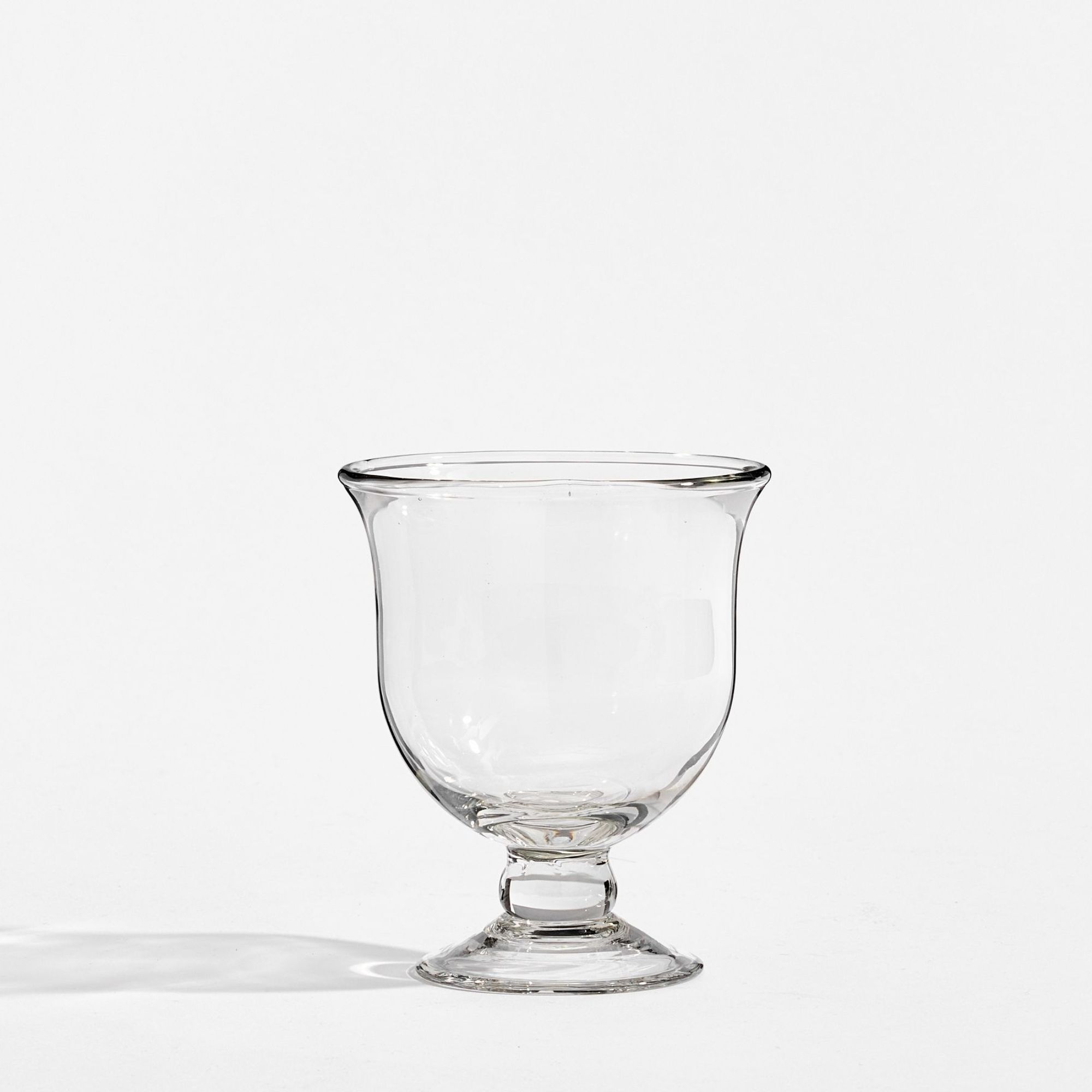 Tulip-shaped glass wine goblets