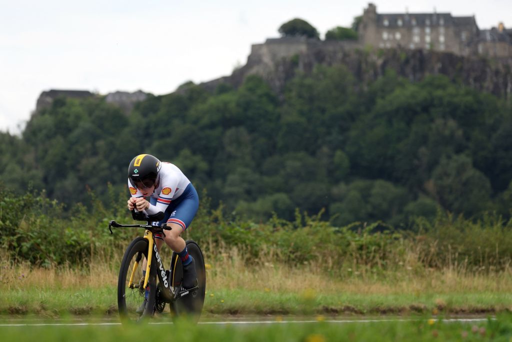 Great Britains Anna Henderson takes part in the womens Individual Time Trial in Stirling during the UCI Cycling World Championships in Scotland on August 10 2023 Photo by Adrian DENNIS AFP Photo by ADRIAN DENNISAFP via Getty Images