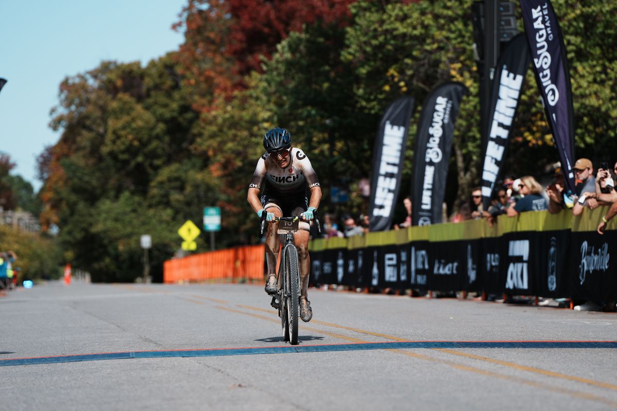 Lauren De Crescenzo (Cinch Racing) takes solo second at Big Sugar Gravel, and top points in Life Time Grand Prix