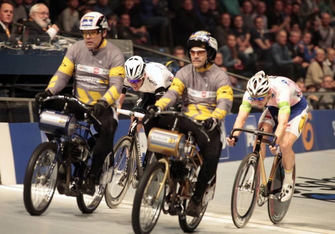 Derny sprint finale between Niki Terpstra and Jasper de Buyst at Rotterdam Six