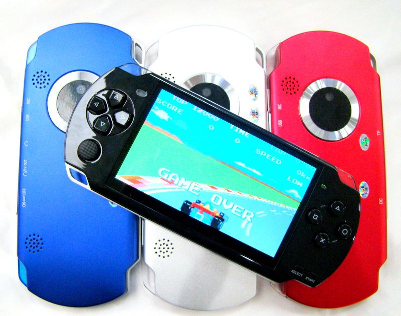 PSP Clone Plays Famicom, MegaDrive ROMs | Tom's Guide