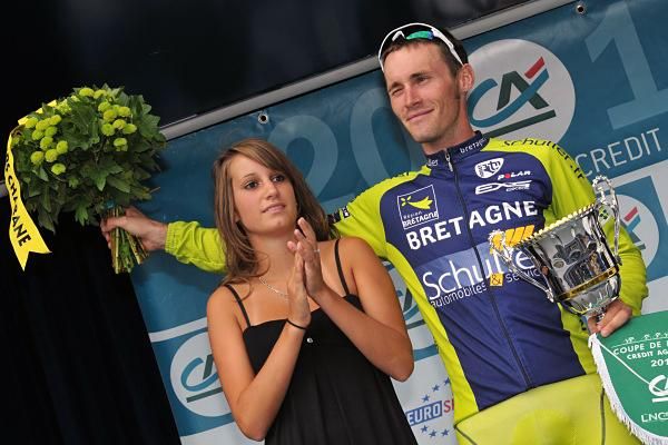 Florian Vachon (Bretagne Schuller) on the podium for the Coupe de France series.
