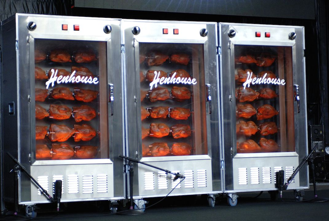 Geddy Lee's roasting chicken backline