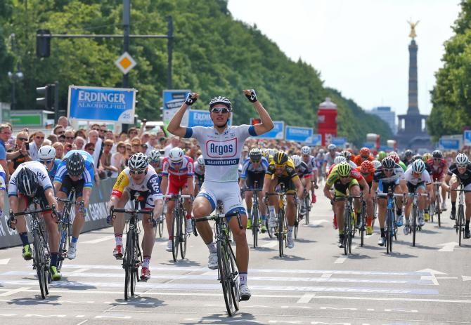 Marcel Kittel wins the Velothon Berlin