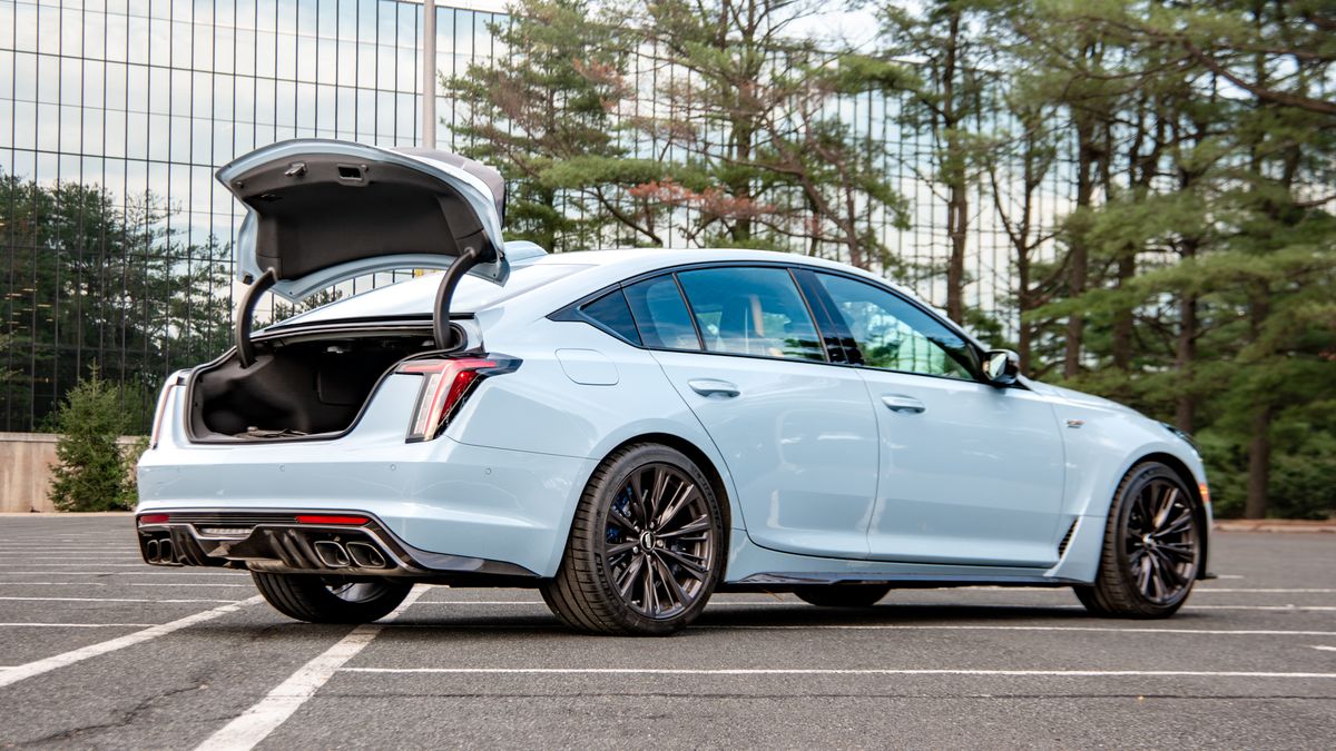 2026 Cadillac CT5 Blackwing review.