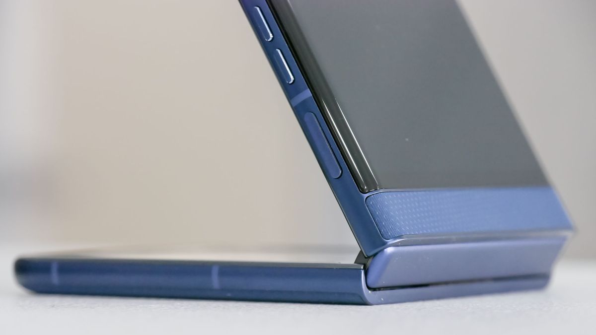 Motorola Razr 2025 hands-on.