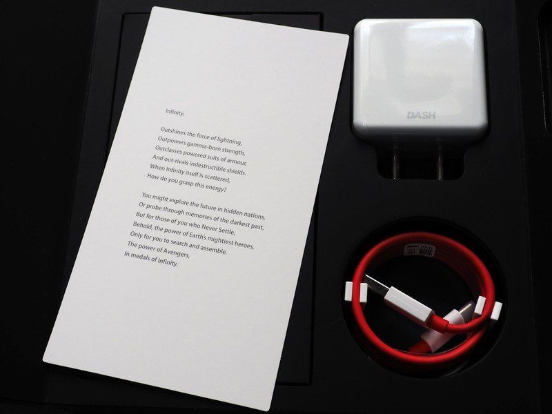 OnePlus 6 Avengers Edition unboxing