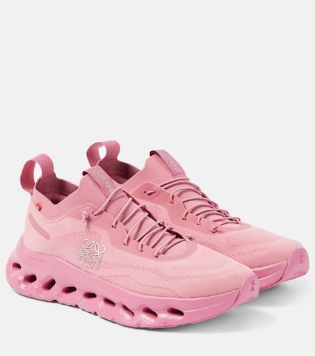 X on Cloudtilt Sneakers