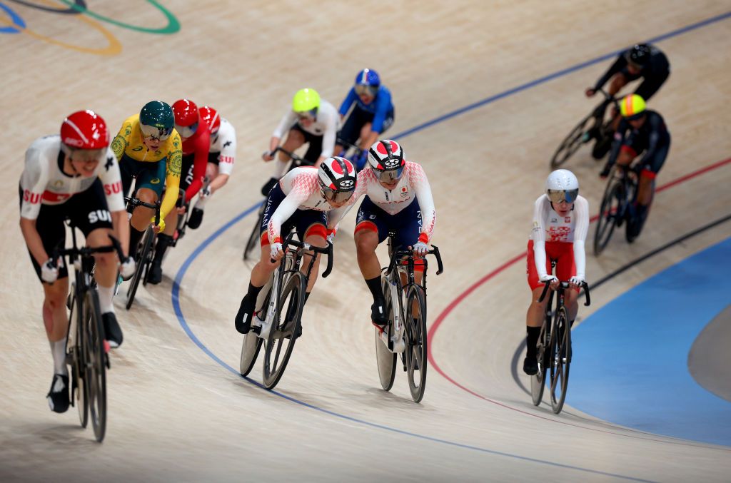 PARIS FRANCE AUGUST 09 Maho Kakita and Tsuyaka Uchino of Team Japan take over during the Womens Madison Final on day fourteen of the Olympic Games Paris 2024 at SaintQuentinenYvelines Velodrome on August 09 2024 in Paris France Photo by Jared C TiltonGetty Images