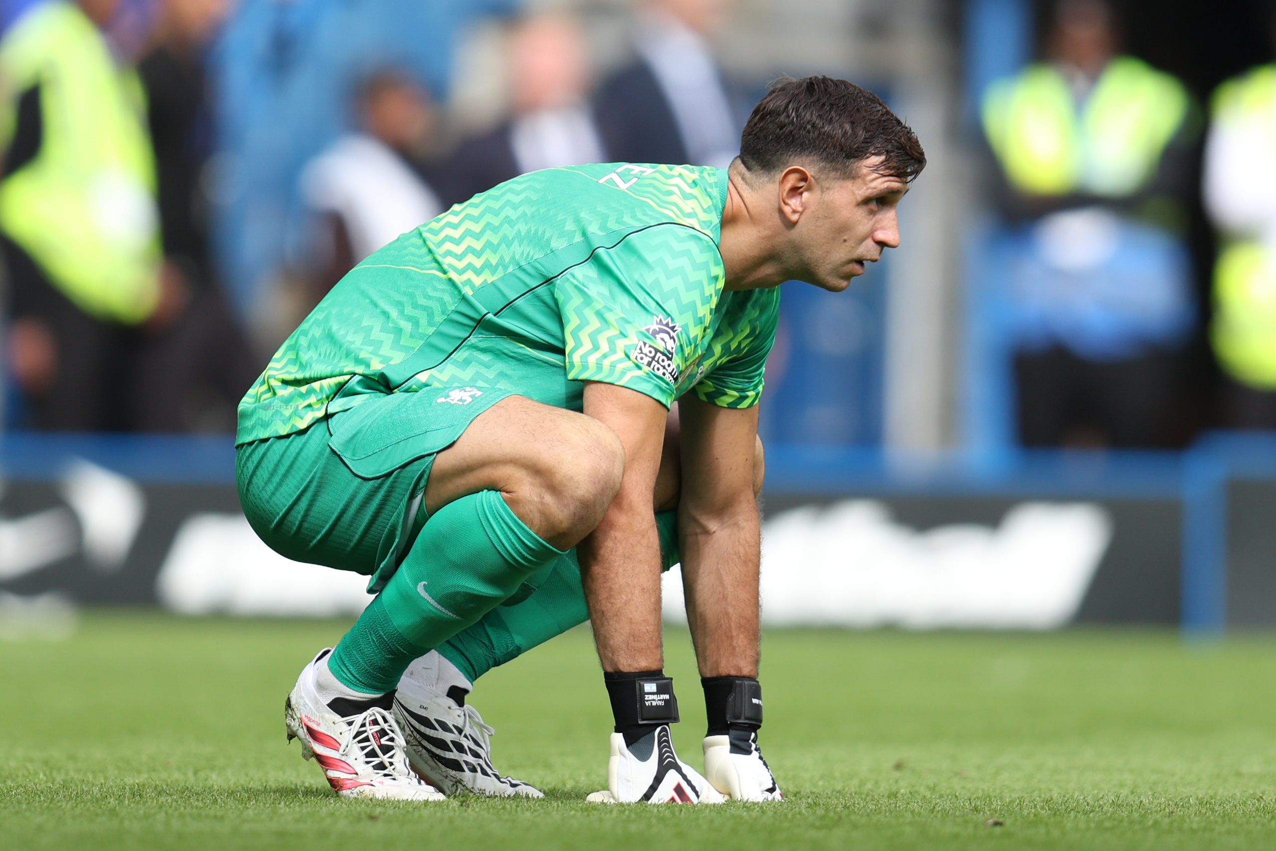 LONDON, ENGLAND - SEPTEMBER 12: Emiliano Martinez of Chelsea during the Premier League 2026/27 match between Chelsea FC and Hull City at Stamford Bridge on September 12, 2026 in London, England. (Photo by Alexander Canillas/MB Media/Getty Images)