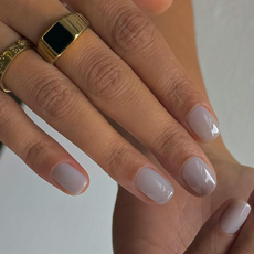 milky grey nails