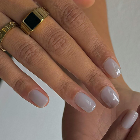 milky grey nails